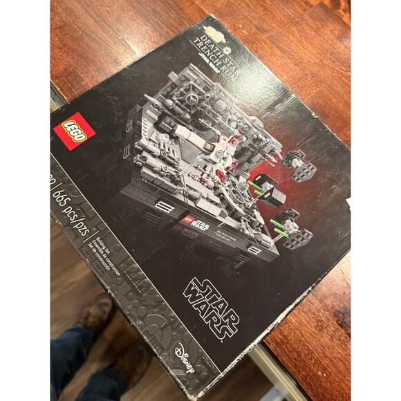 Lego Star Wars Death Star Trench Run - 75329 - New in Box - Picture 10 of 10